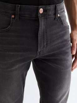 Outlet Greensboro Straight High Stretch Jean Herren Jeans