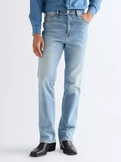 Outlet Wrancher Bootcut Toughlite Jean Herren Jeans